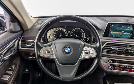 BMW 7 серия, 2016 год, 4 690 000 рублей, 24 фотография