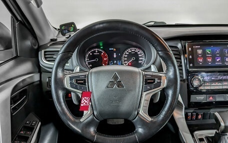 Mitsubishi Pajero Sport III рестайлинг, 2017 год, 2 899 000 рублей, 4 фотография