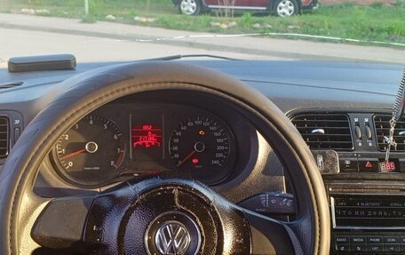 Volkswagen Polo VI (EU Market), 2012 год, 550 000 рублей, 3 фотография