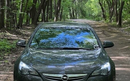 Opel Astra J, 2014 год, 1 350 000 рублей, 5 фотография