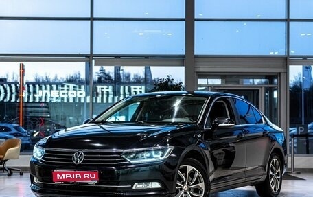 Volkswagen Passat B8 рестайлинг, 2017 год, 1 950 000 рублей, 1 фотография