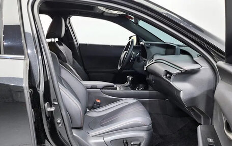 Lexus UX I, 2020 год, 3 850 000 рублей, 11 фотография