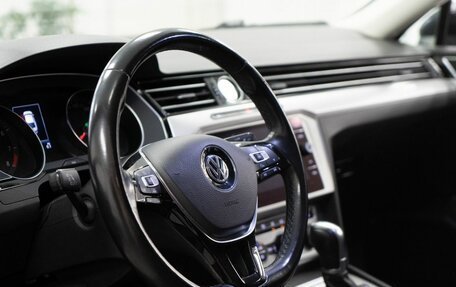 Volkswagen Passat B8 рестайлинг, 2017 год, 1 950 000 рублей, 5 фотография