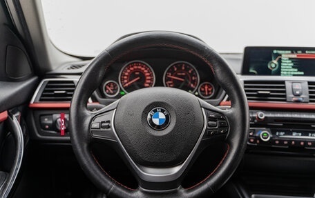 BMW 3 серия, 2015 год, 1 990 000 рублей, 13 фотография