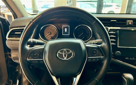 Toyota Camry, 2018 год, 2 549 000 рублей, 9 фотография