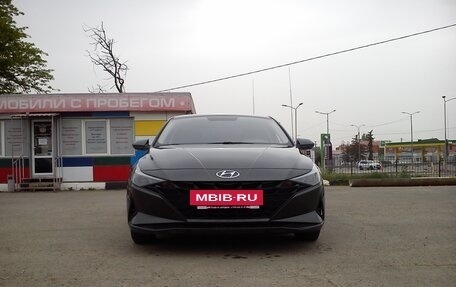 Hyundai Elantra, 2021 год, 1 999 000 рублей, 4 фотография