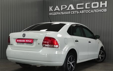 Volkswagen Polo VI (EU Market), 2015 год, 850 000 рублей, 2 фотография