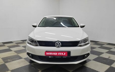 Volkswagen Jetta VI, 2013 год, 1 250 000 рублей, 3 фотография