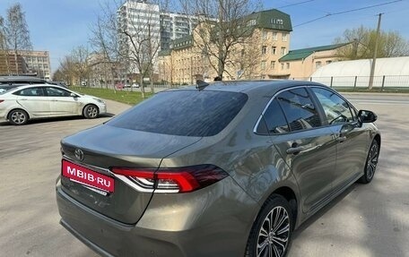 Toyota Corolla, 2019 год, 2 100 000 рублей, 5 фотография