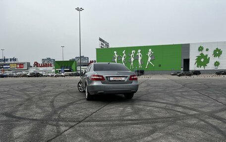 Mercedes-Benz E-Класс, 2012 год, 2 100 000 рублей, 5 фотография