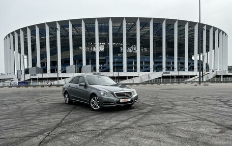 Mercedes-Benz E-Класс, 2012 год, 2 100 000 рублей, 2 фотография
