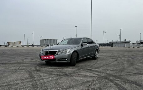 Mercedes-Benz E-Класс, 2012 год, 2 100 000 рублей, 8 фотография