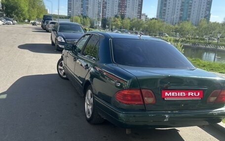 Mercedes-Benz E-Класс, 1998 год, 135 000 рублей, 6 фотография