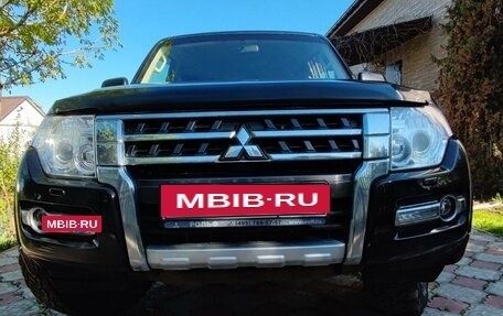 Mitsubishi Pajero IV, 2015 год, 2 999 999 рублей, 21 фотография