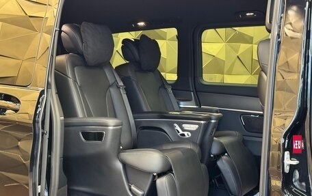 Mercedes-Benz V-Класс, 2023 год, 16 700 000 рублей, 14 фотография