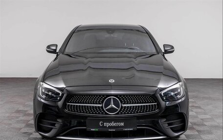 Mercedes-Benz E-Класс, 2021 год, 3 999 000 рублей, 2 фотография