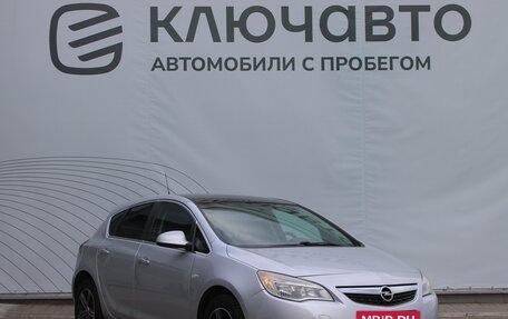 Opel Astra J, 2011 год, 755 000 рублей, 3 фотография