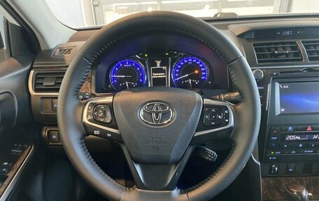 Toyota Camry, 2016 год, 2 375 000 рублей, 10 фотография