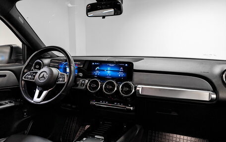 Mercedes-Benz GLB, 2021 год, 4 500 000 рублей, 12 фотография
