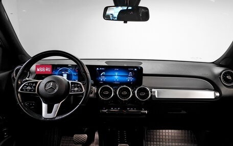 Mercedes-Benz GLB, 2021 год, 4 500 000 рублей, 16 фотография