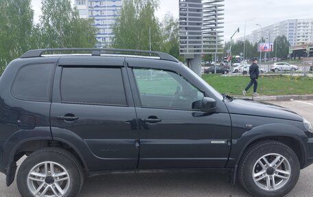 Chevrolet Niva I рестайлинг, 2017 год, 920 000 рублей, 8 фотография