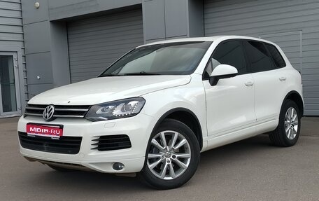 Volkswagen Touareg III, 2011 год, 1 987 000 рублей, 1 фотография