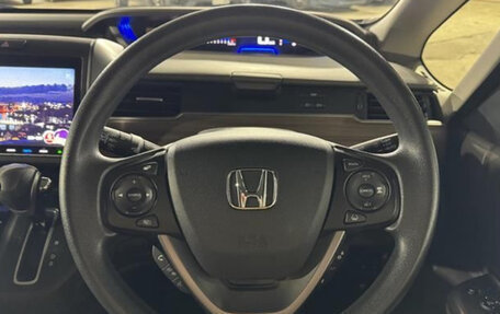 Honda Freed II, 2021 год, 1 240 000 рублей, 16 фотография