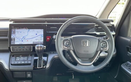 Honda Stepwgn IV, 2021 год, 1 845 000 рублей, 4 фотография