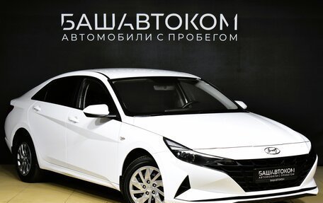 Hyundai Elantra, 2021 год, 2 380 000 рублей, 2 фотография