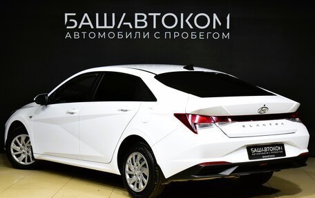 Hyundai Elantra, 2021 год, 2 380 000 рублей, 4 фотография