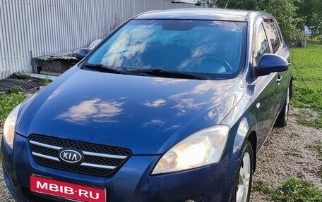 KIA cee'd I рестайлинг, 2009 год, 620 000 рублей, 1 фотография