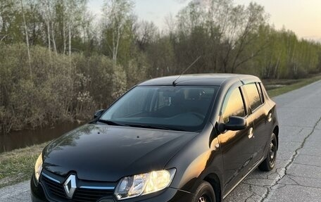 Renault Sandero II рестайлинг, 2014 год, 775 000 рублей, 1 фотография