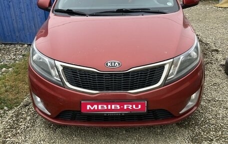 KIA Rio III рестайлинг, 2012 год, 945 000 рублей, 1 фотография