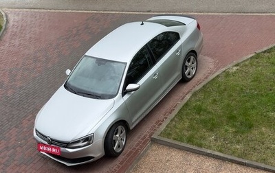 Volkswagen Jetta VI, 2013 год, 920 000 рублей, 1 фотография