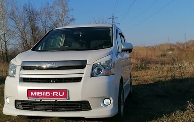 Toyota Noah III, 2009 год, 1 537 000 рублей, 1 фотография
