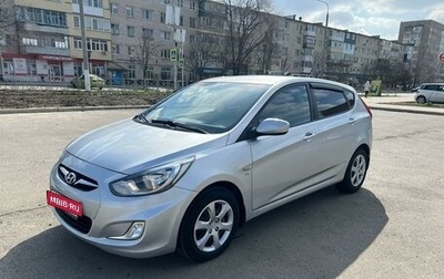 Hyundai Solaris II рестайлинг, 2012 год, 1 050 000 рублей, 1 фотография