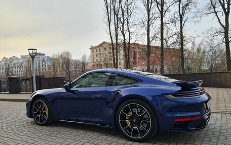 Porsche 911, 2021 год, 31 000 000 рублей, 6 фотография