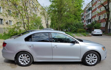 Volkswagen Jetta VI, 2011 год, 1 350 000 рублей, 3 фотография