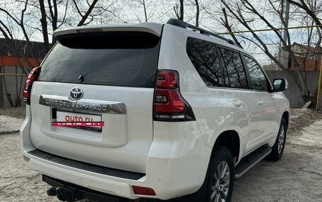 Toyota Land Cruiser Prado 150 рестайлинг 2, 2018 год, 5 700 000 рублей, 4 фотография