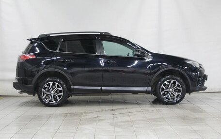 Toyota RAV4, 2018 год, 2 850 000 рублей, 4 фотография