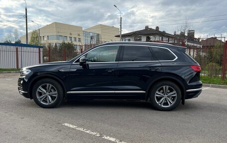 Volkswagen Touareg III, 2019 год, 5 950 000 рублей, 1 фотография