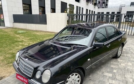 Mercedes-Benz E-Класс, 1997 год, 450 000 рублей, 2 фотография