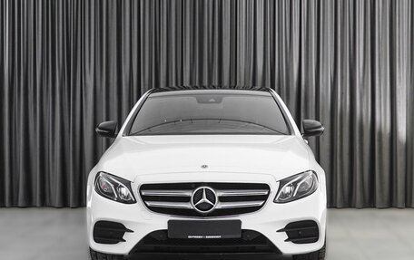 Mercedes-Benz E-Класс, 2017 год, 3 739 000 рублей, 3 фотография