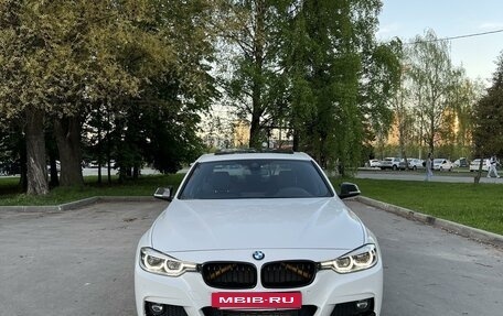 BMW 3 серия, 2018 год, 3 130 000 рублей, 2 фотография
