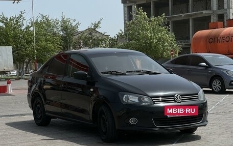Volkswagen Polo VI (EU Market), 2012 год, 800 000 рублей, 2 фотография