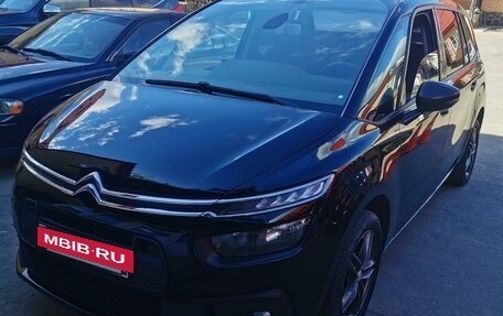 Citroen C4 Picasso II рестайлинг, 2017 год, 1 250 000 рублей, 3 фотография