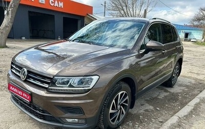 Volkswagen Tiguan II, 2018 год, 3 040 000 рублей, 1 фотография