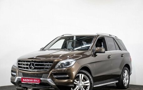Mercedes-Benz M-Класс, 2013 год, 2 925 000 рублей, 1 фотография