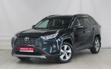 Toyota RAV4, 2020 год, 3 600 000 рублей, 1 фотография