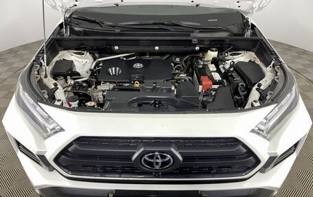 Toyota RAV4, 2023 год, 4 750 000 рублей, 4 фотография